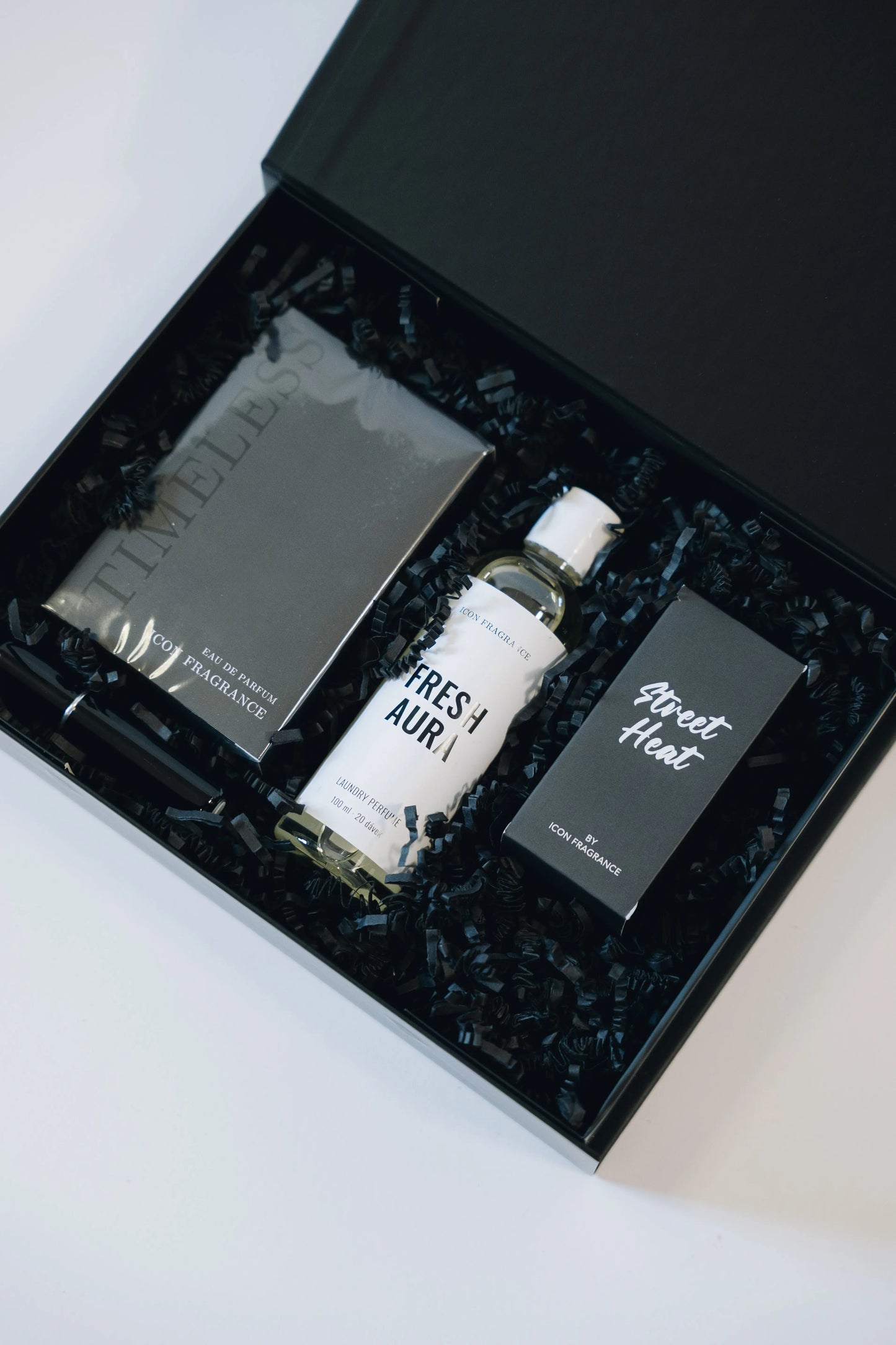 Dárkový set: MENS ESSENTIALS MINI PACK Icon Fragrance